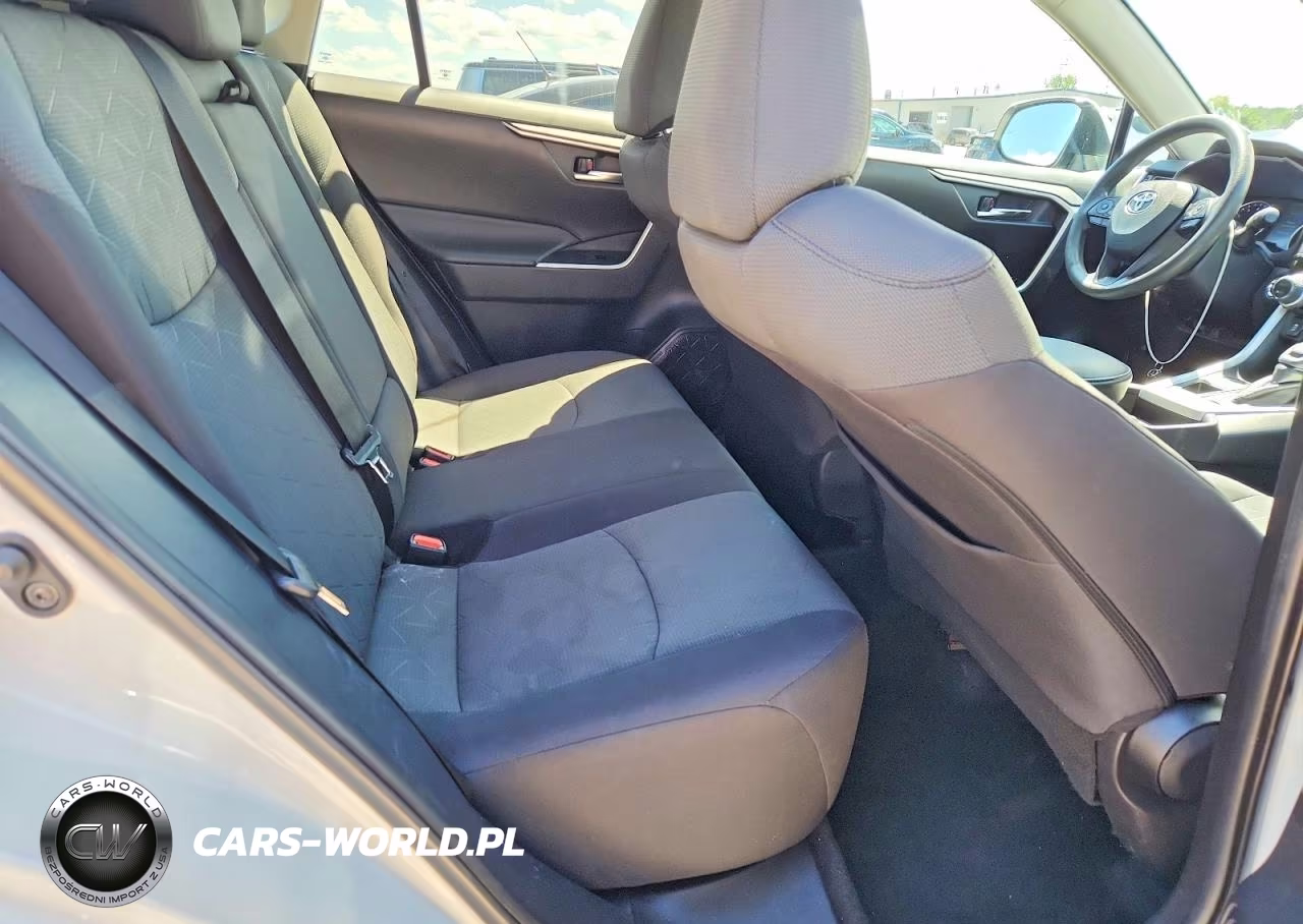 2020 Toyota Rav4 Xle VIN:2T3P1RFV4LC083890 - 10