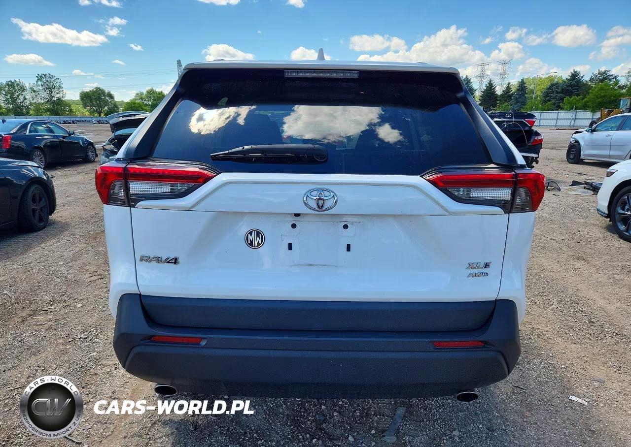 2020 Toyota Rav4 Xle VIN:2T3P1RFV4LC083890 - 6