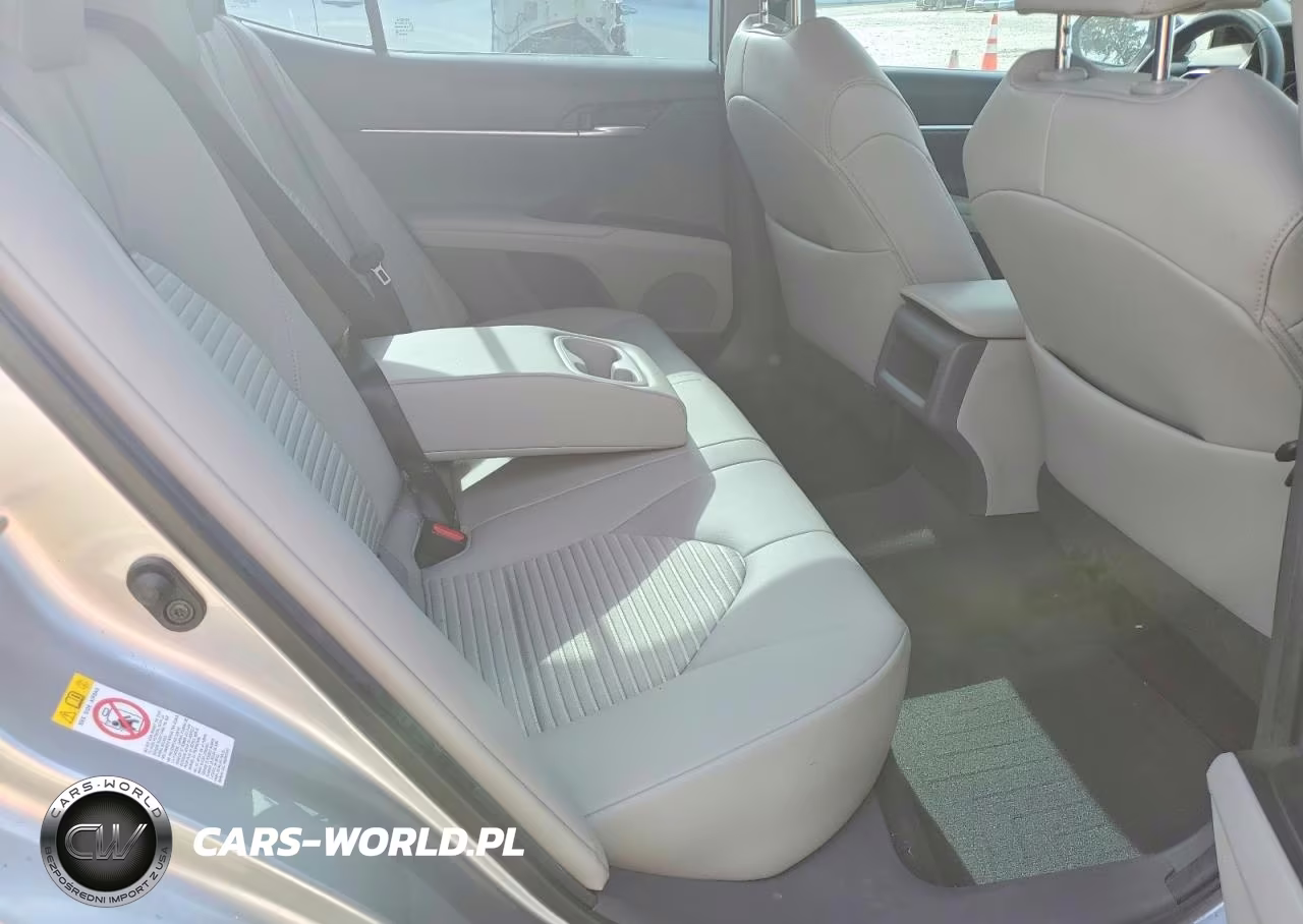 2019 Toyota Camry Se VIN:4T1B11HK7KU196821 - 10