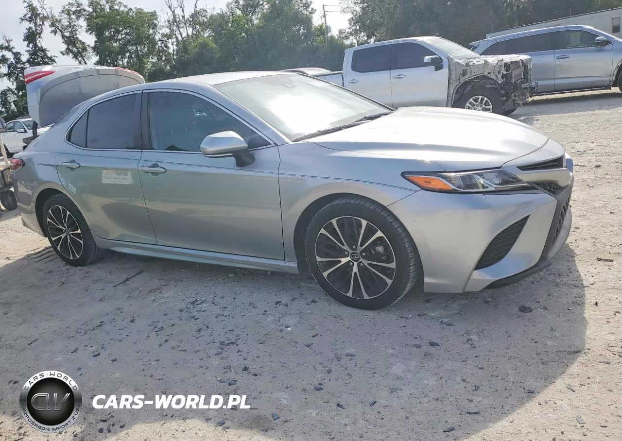 2019 Toyota Camry Se VIN:4T1B11HK7KU196821 - 4