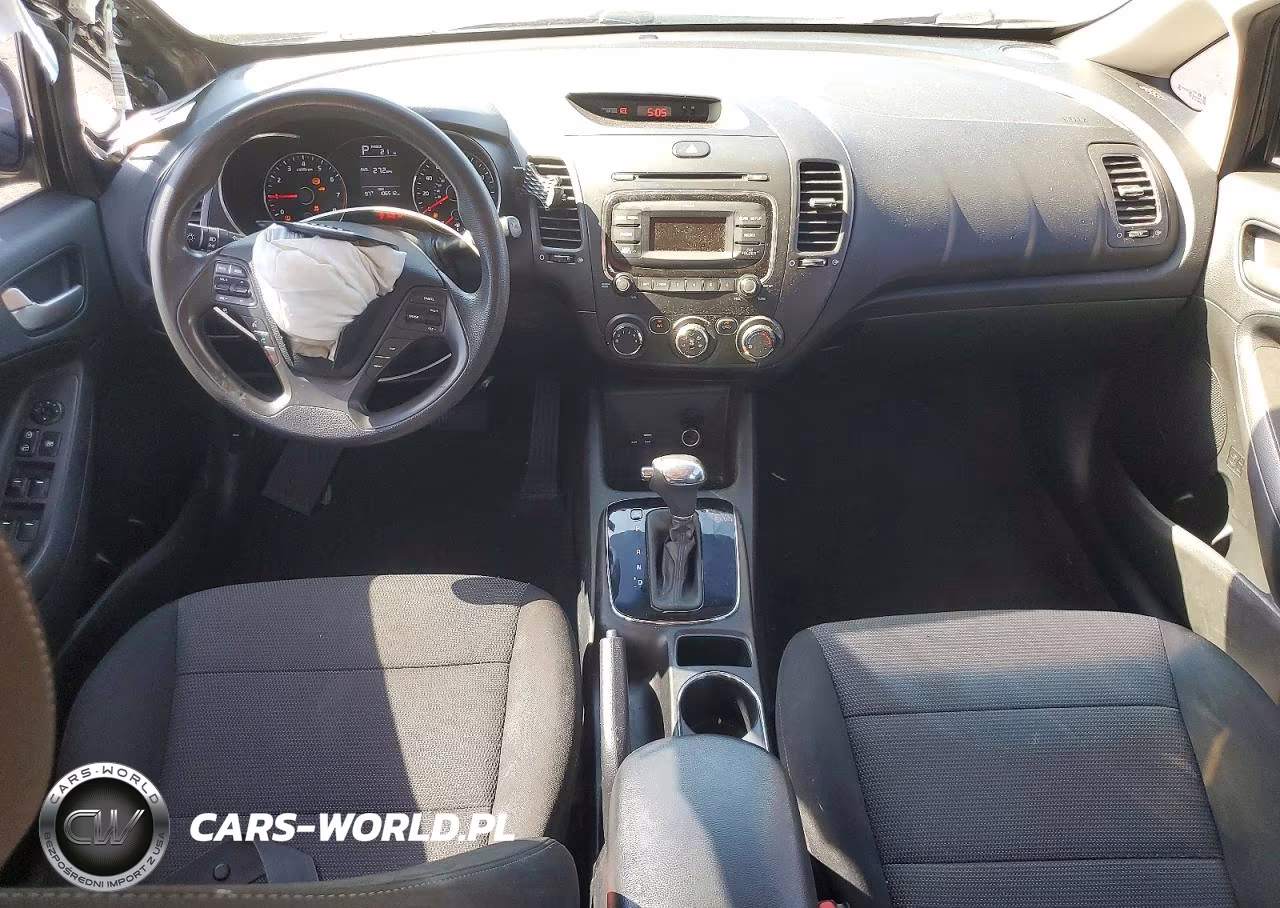2018 Kia Forte Lx VIN:3KPFK4A72JE234463 - 8