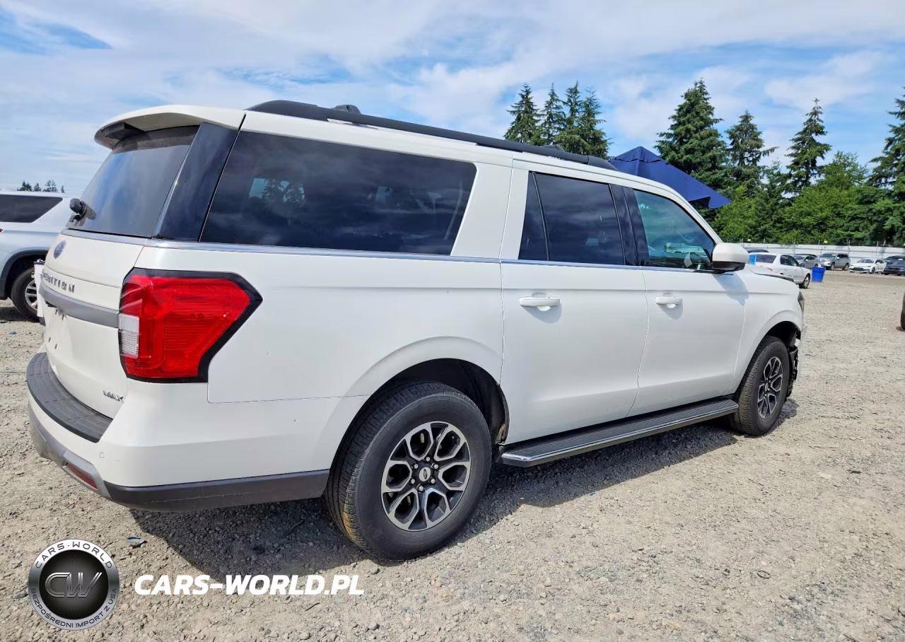 2023 Ford Expedition Max Xlt VIN:1FMJK1J89PEA28400 - 3