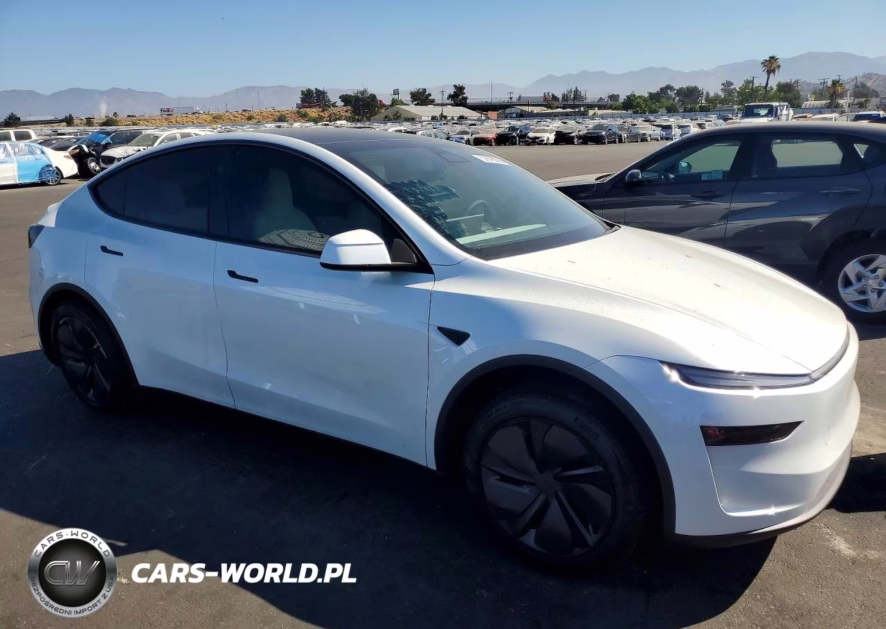2026 Tesla Model Y VIN:7SAYGDED0TF638047 - 4