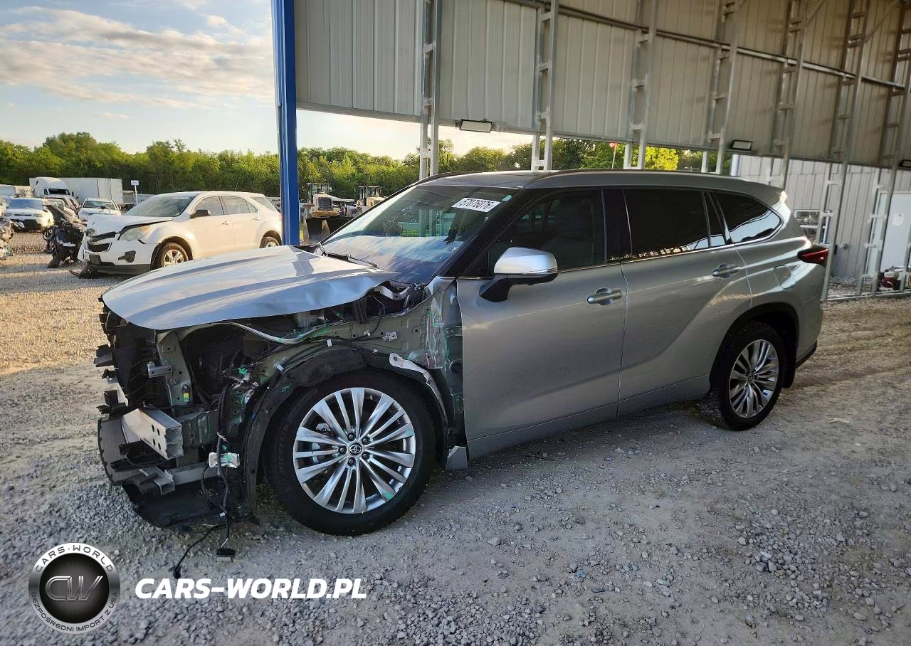 2023 Toyota Highlander Platinum – zdjęcie 1 z 13