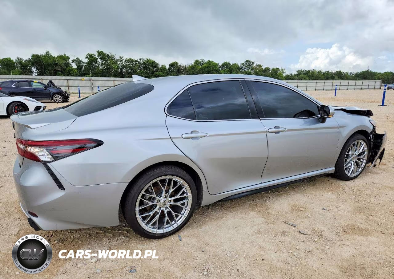2022 Toyota Camry Xse VIN:4T1K61AK0NU005370 - 3