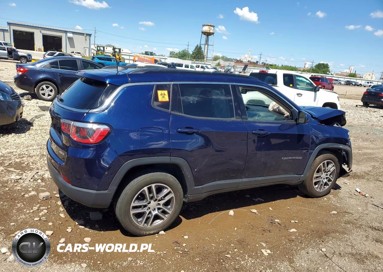2017 Jeep Compass Latitude VIN:3C4NJDBB2HT640329 - 3