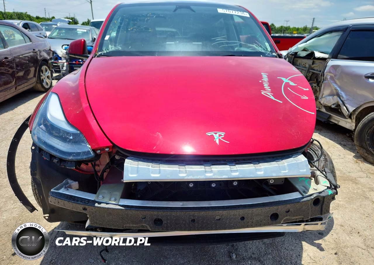 2024 Tesla Model Y VIN:7SAYGAEE1RF168028 - 5