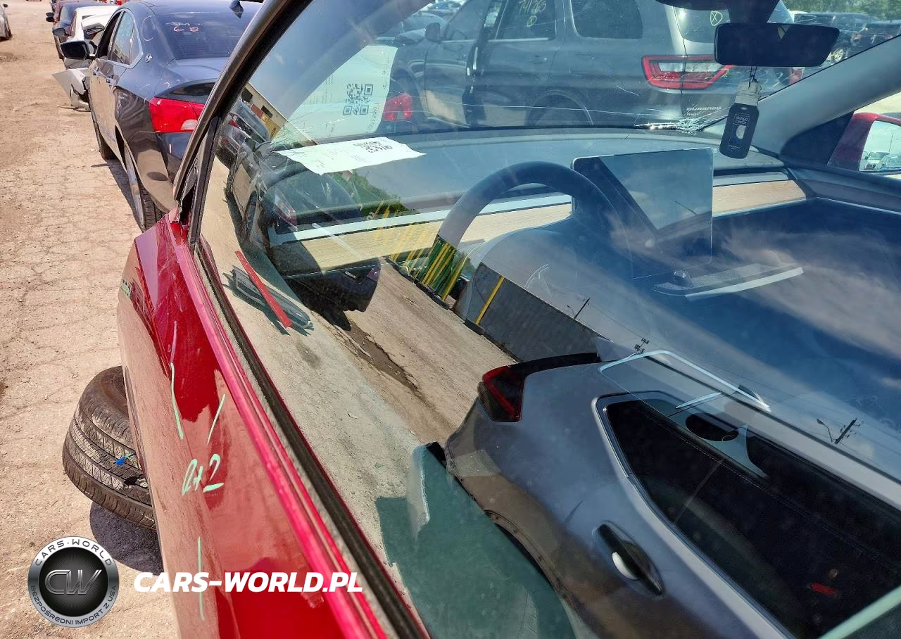 2024 Tesla Model Y VIN:7SAYGAEE1RF168028 - 8