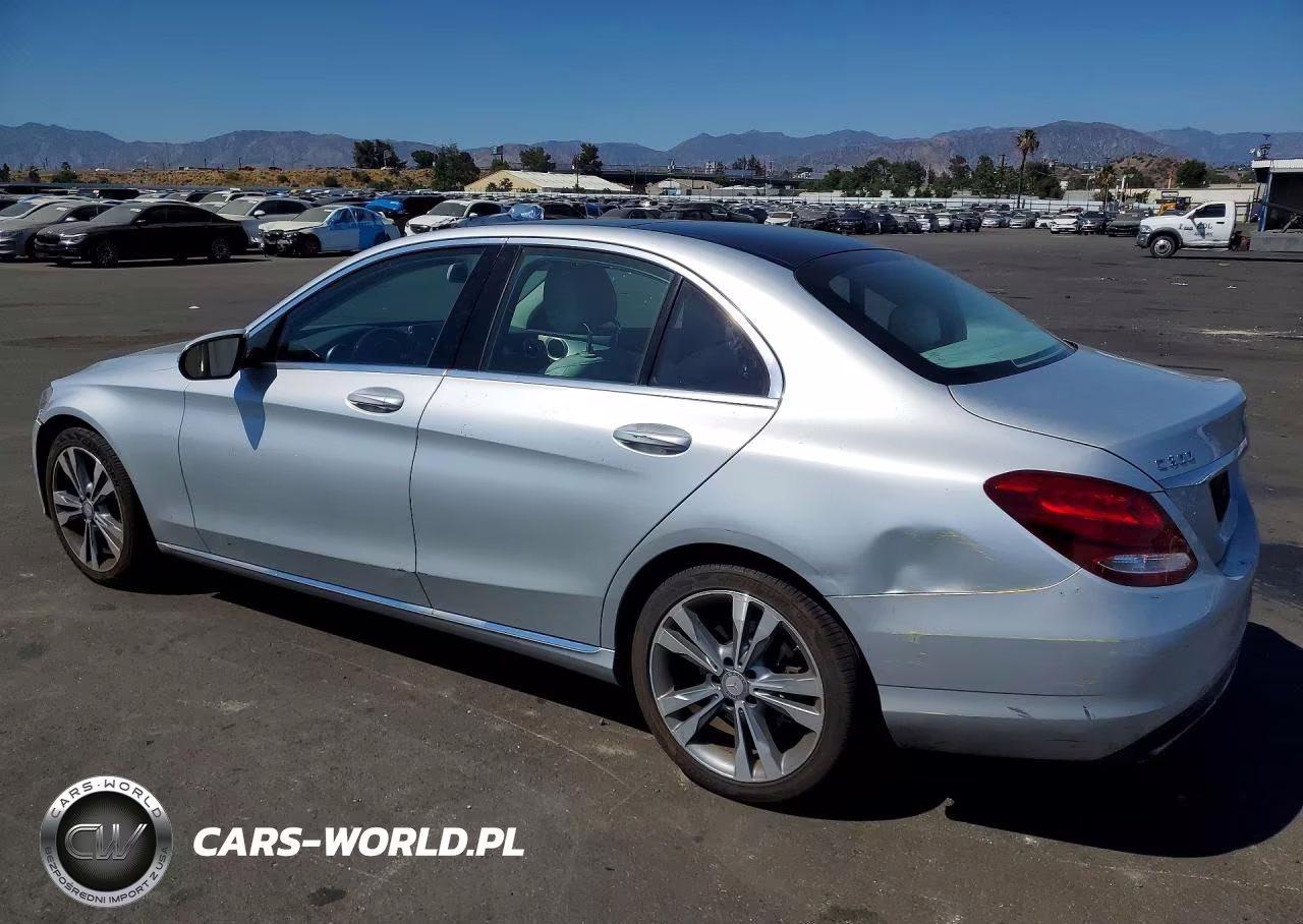 2015 Mercedes-Benz C 300 VIN:55SWF4JB9FU093741 - 2