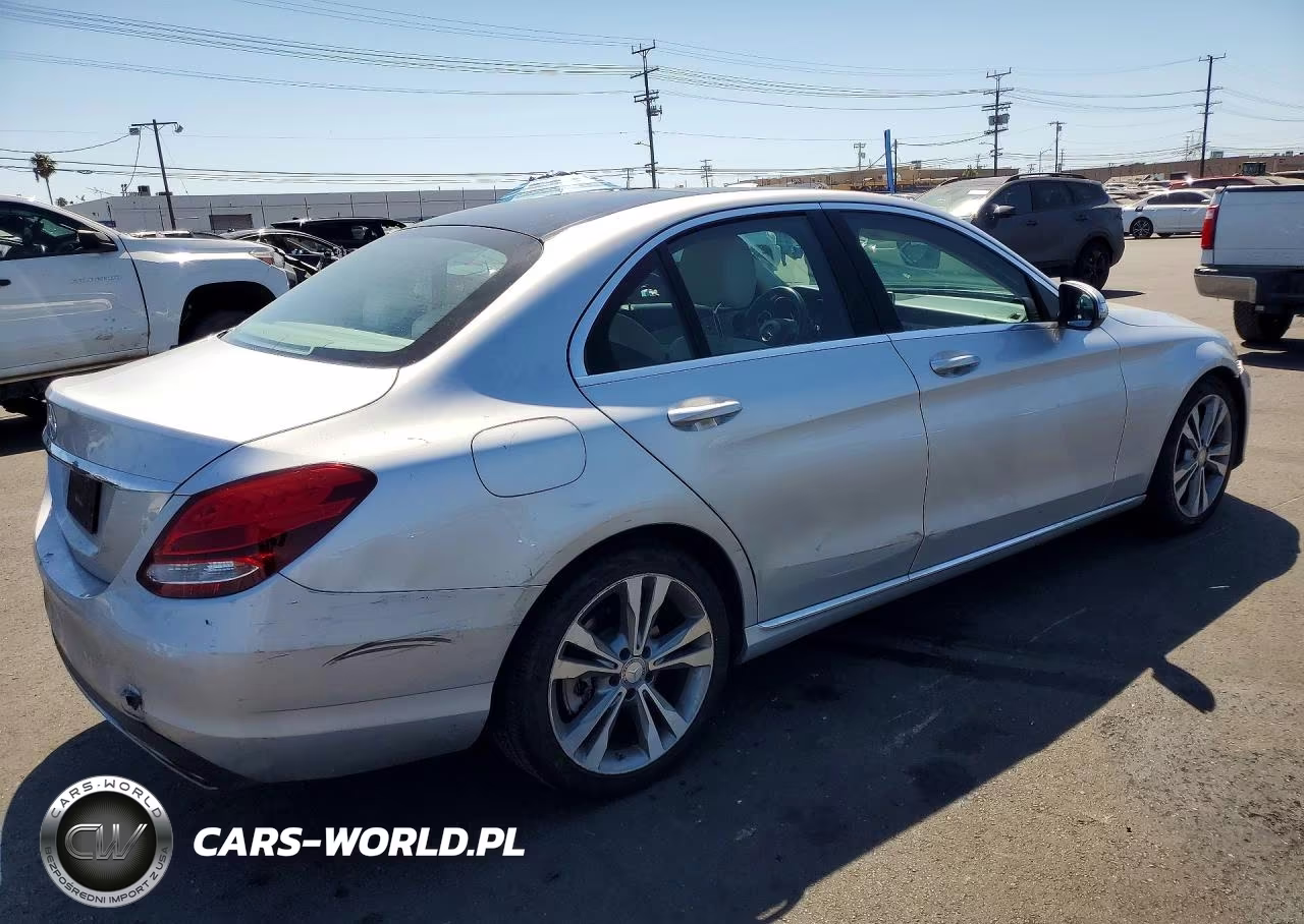 2015 Mercedes-Benz C 300 VIN:55SWF4JB9FU093741 - 3