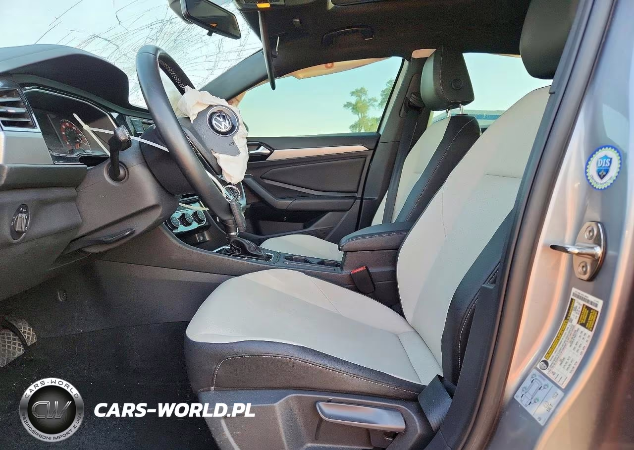 2019 Volkswagen Jetta S VIN:3VWCB7BU8KM258456 - 7