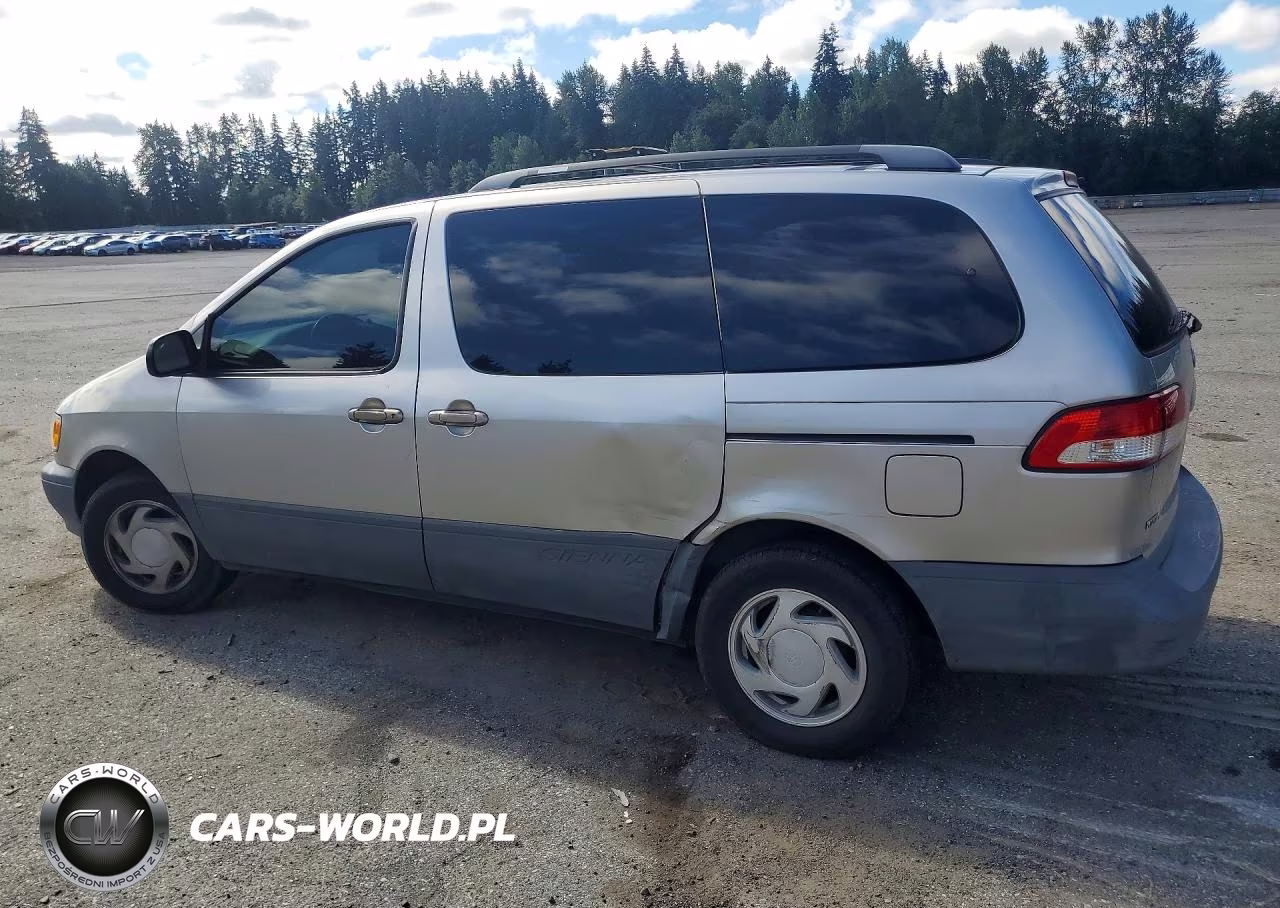 2001 Toyota Sienna Le VIN:4T3ZF13C61U333611 - 2