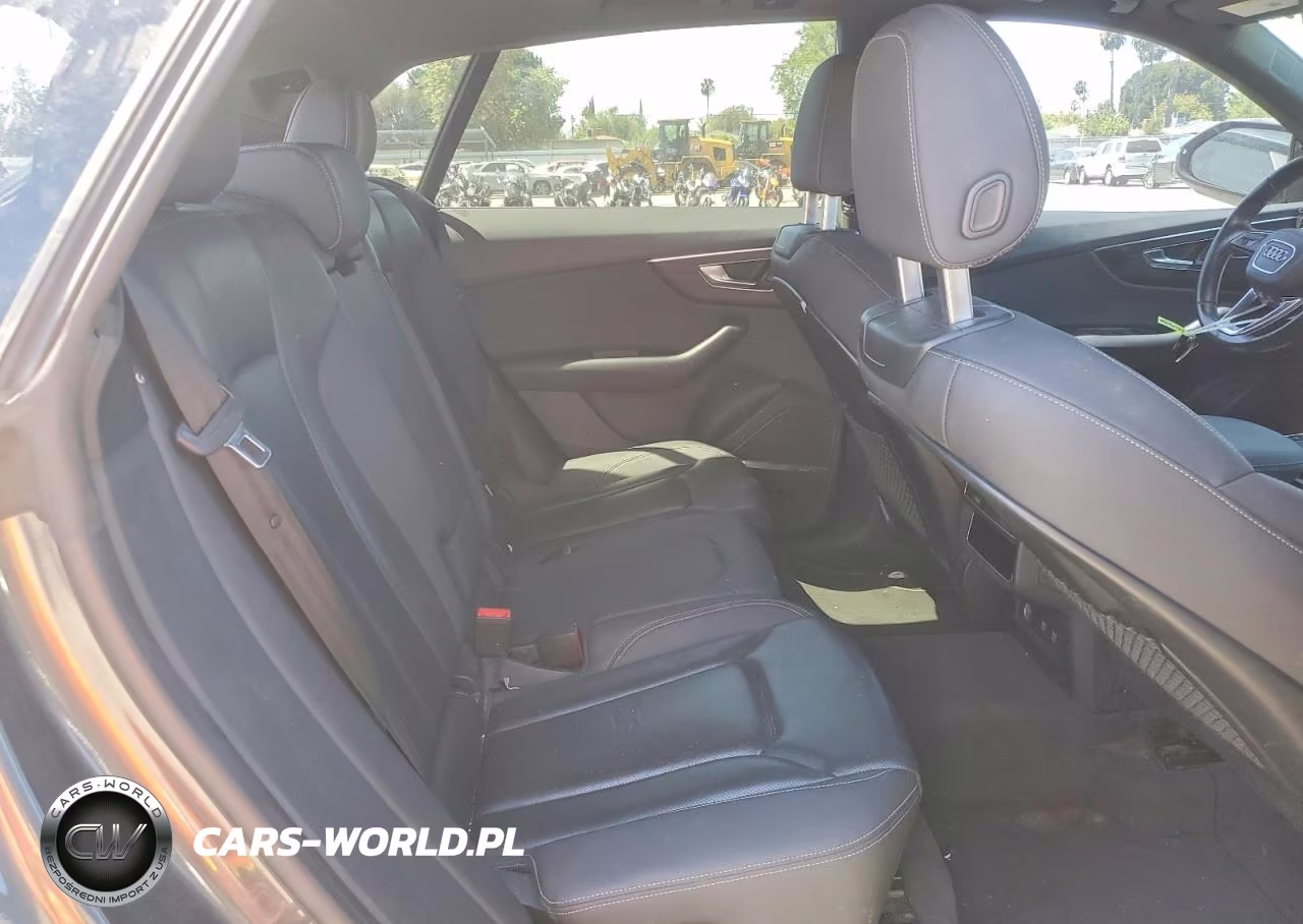 2019 Audi Q8 Premium Plus S-Line VIN:WA1EVAF19KD020086 - 11