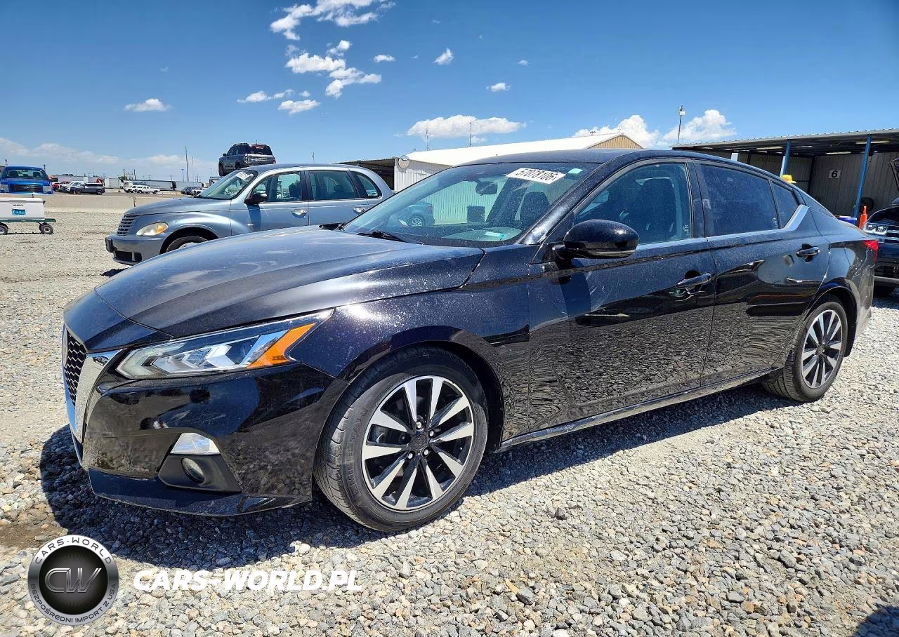 2020 Nissan Altima Sr