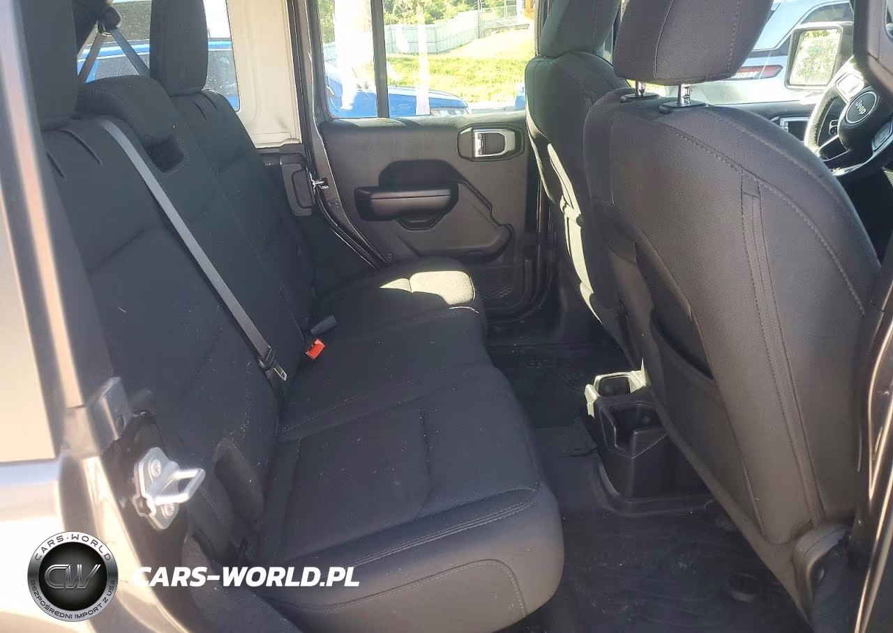 2021 Jeep Wrangler Unlimited Sport VIN:1C4HJXDN6MW617890 - 10