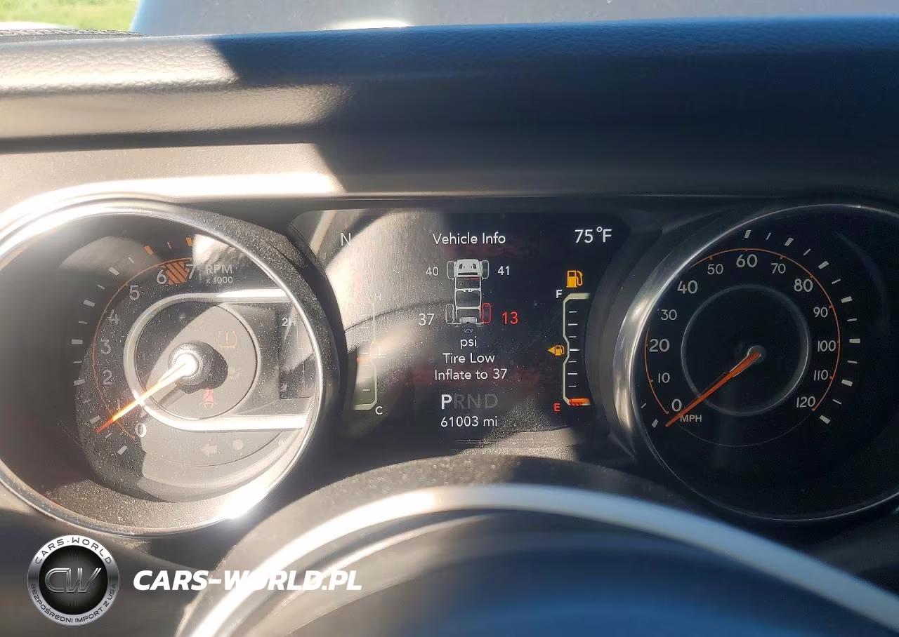 2021 Jeep Wrangler Unlimited Sport VIN:1C4HJXDN6MW617890 - 9