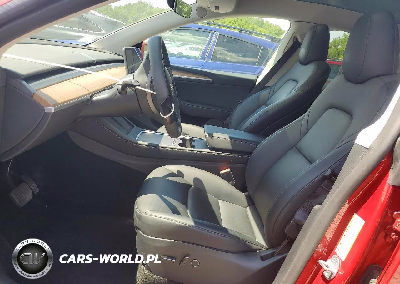 2023 Tesla Model Y VIN:7SAYGDEE9PA211705 - 7