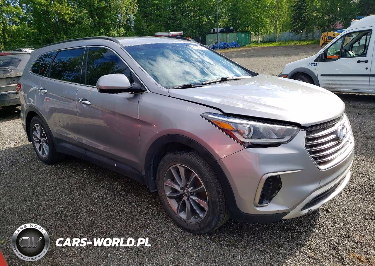 2017 Hyundai Santa Fe Se VIN:KM8SMDHFXHU200381 - 4