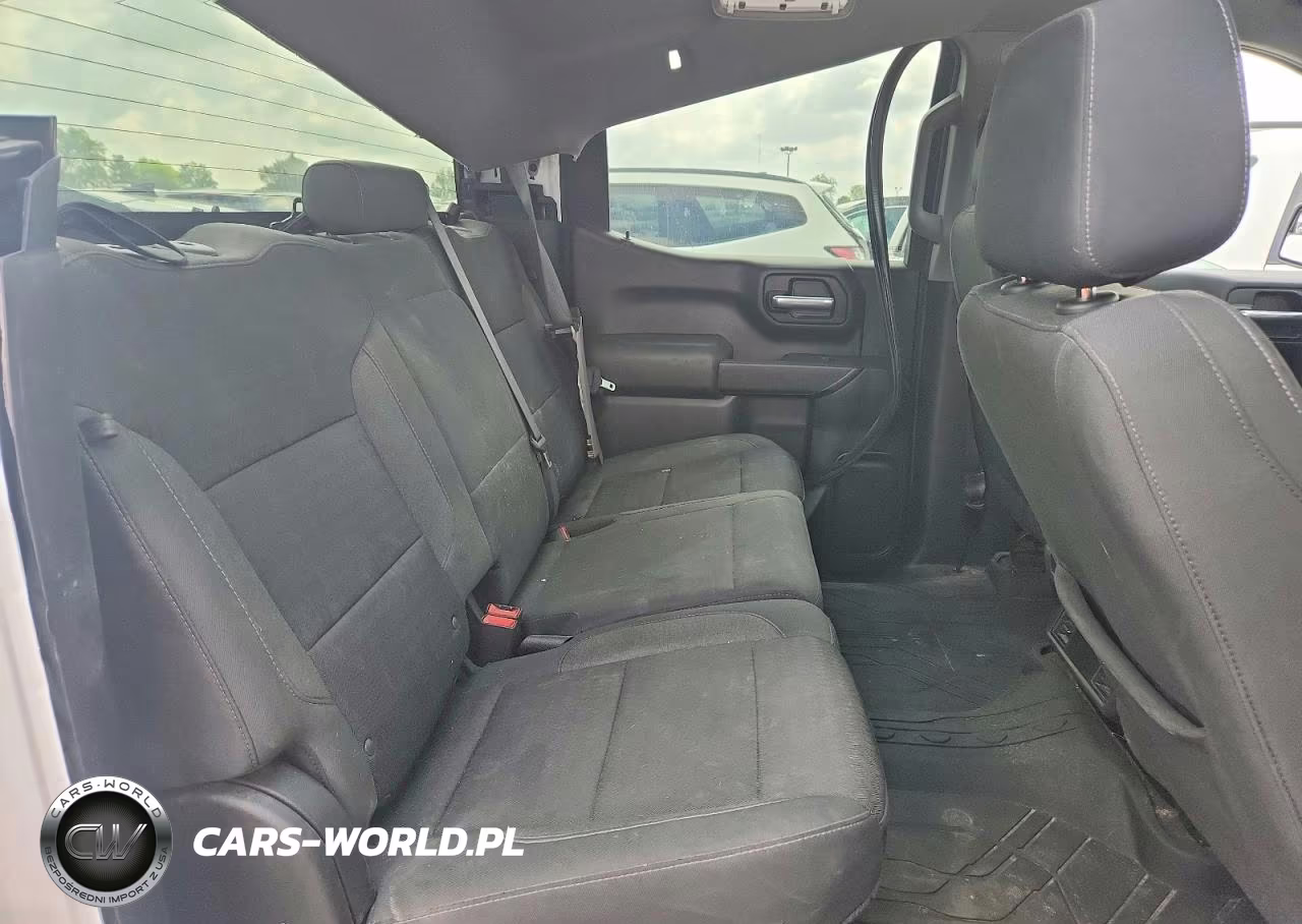 2022 Chevrolet Silverado K1500 Custom VIN:1GCPDBEK9NZ625511 - 10