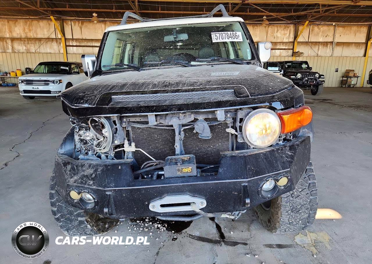 2012 Toyota Fj Cruiser Base VIN:JTEBU4BF1CK132761 - 5