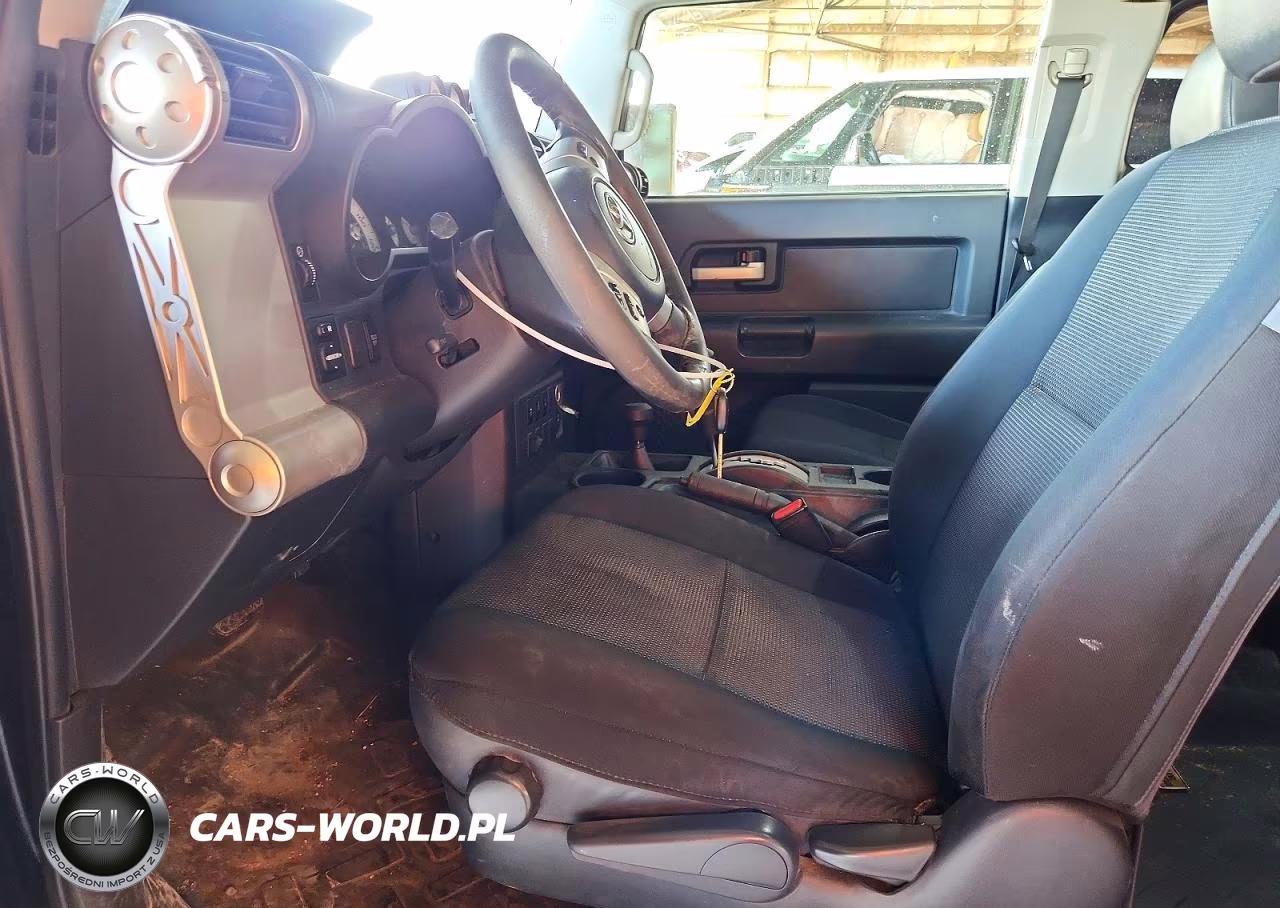2012 Toyota Fj Cruiser Base VIN:JTEBU4BF1CK132761 - 7