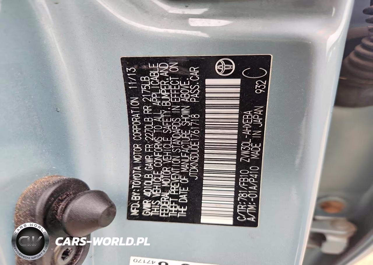 2014 Toyota Prius Two VIN:JTDKN3DU0E1761718 - 12