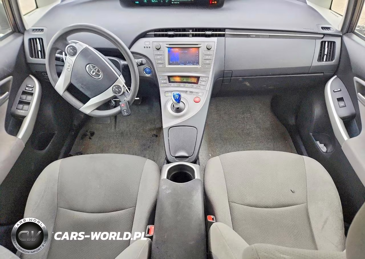 2014 Toyota Prius Two VIN:JTDKN3DU0E1761718 - 8