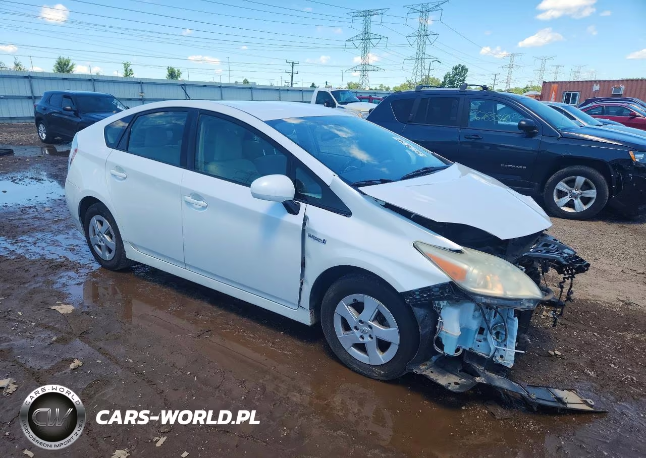 2011 Toyota Prius Two VIN:JTDKN3DU5B0285774 - 4