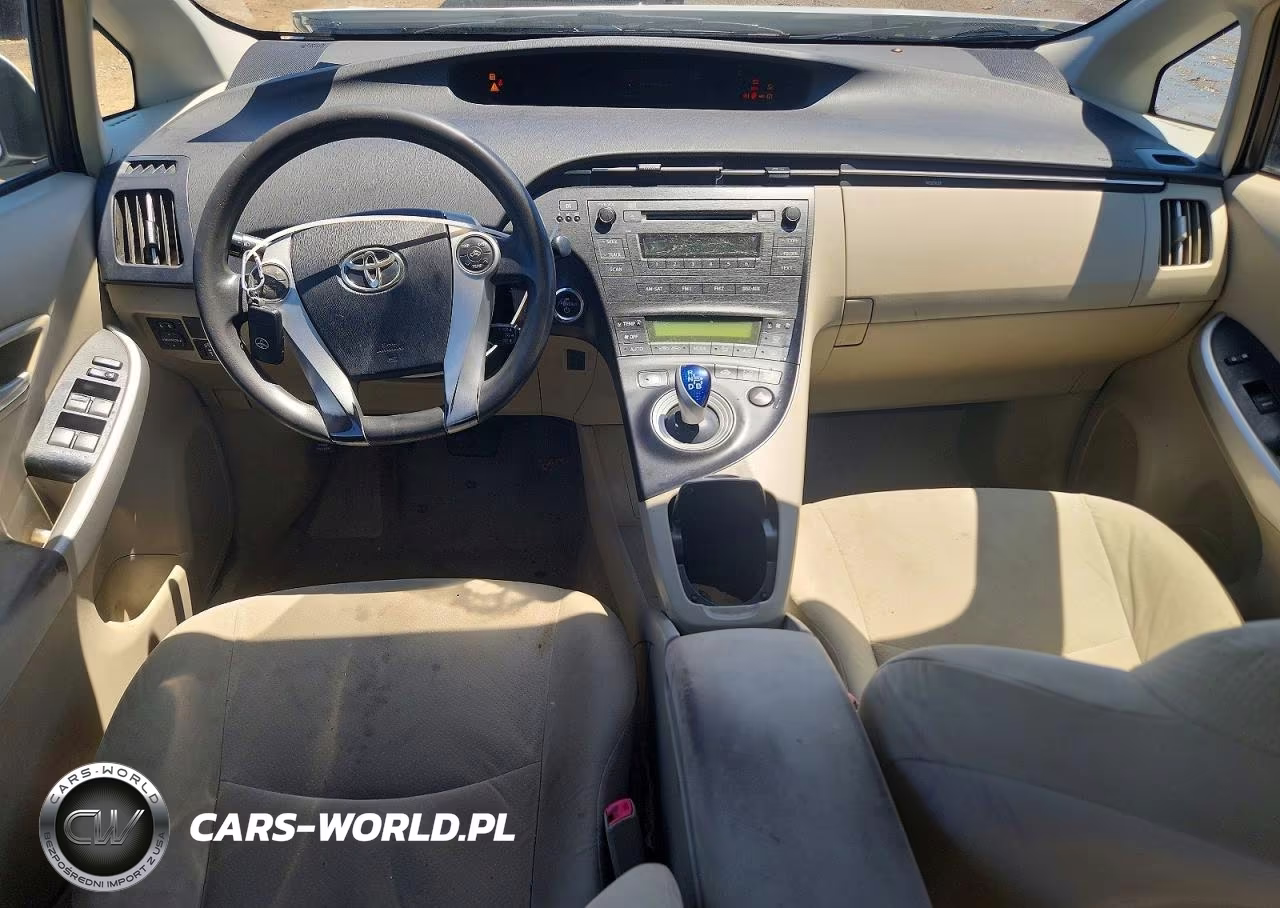 2011 Toyota Prius Two VIN:JTDKN3DU5B0285774 - 8