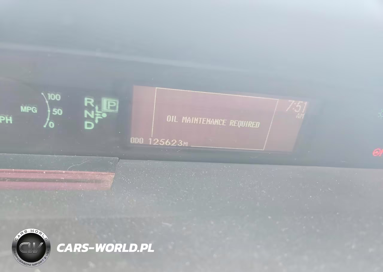2011 Toyota Prius Two VIN:JTDKN3DU5B0285774 - 9