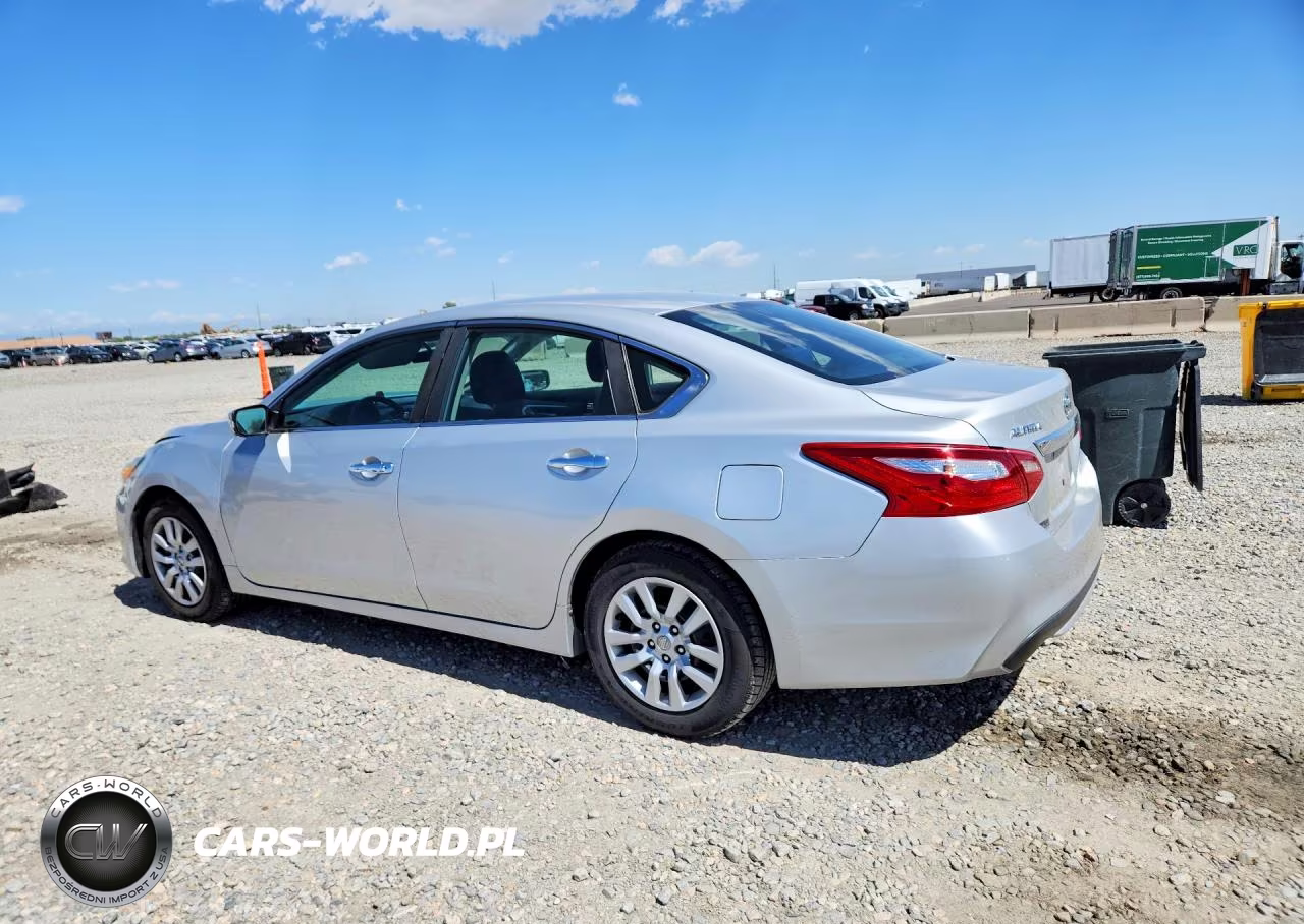 2017 Nissan Altima 2.5 S VIN:1N4AL3AP1HN365784 - 2