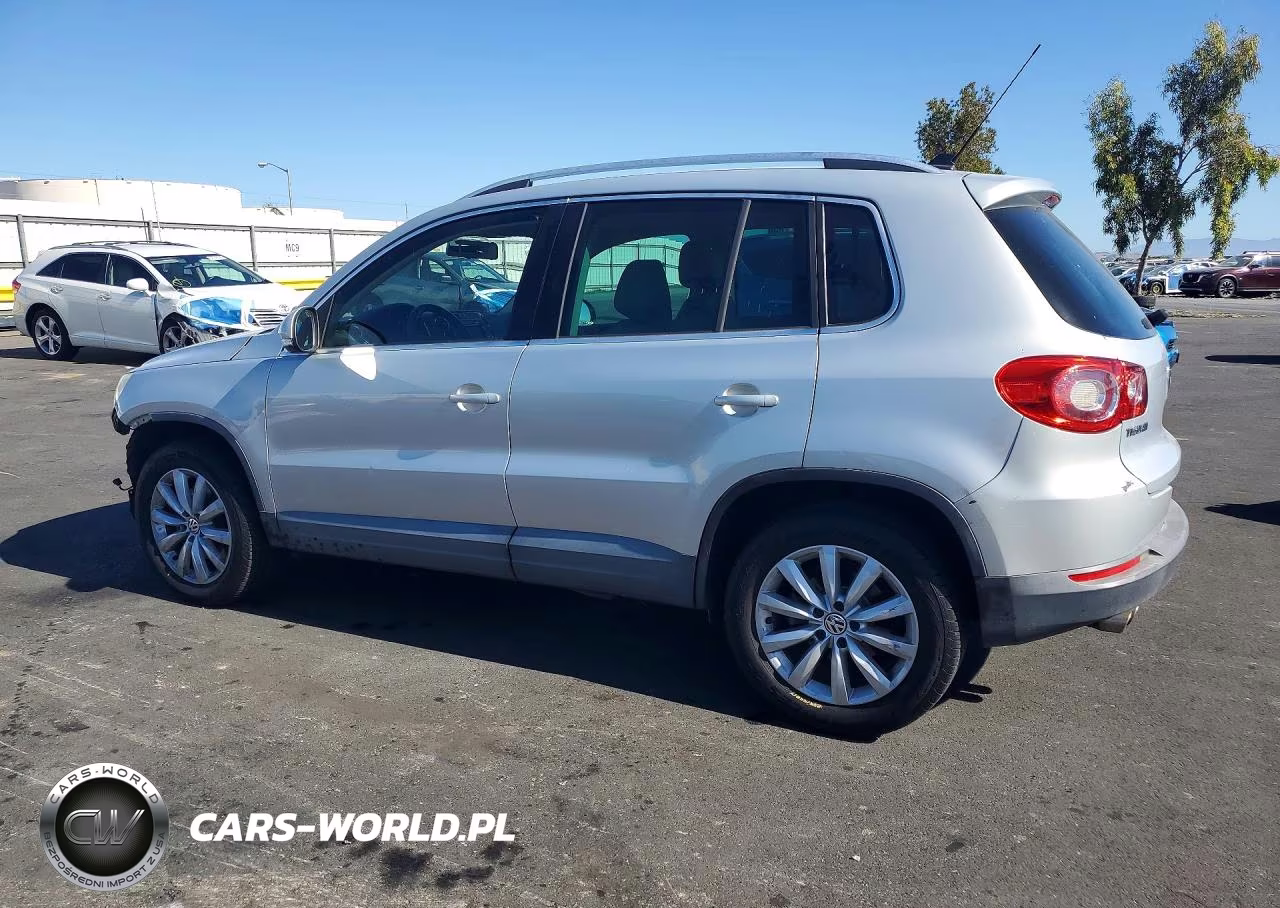 2011 Volkswagen Tiguan S VIN:WVGAV7AX7BW502929 - 2