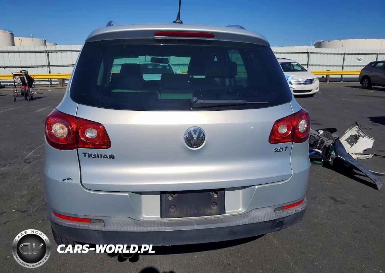 2011 Volkswagen Tiguan S VIN:WVGAV7AX7BW502929 - 6