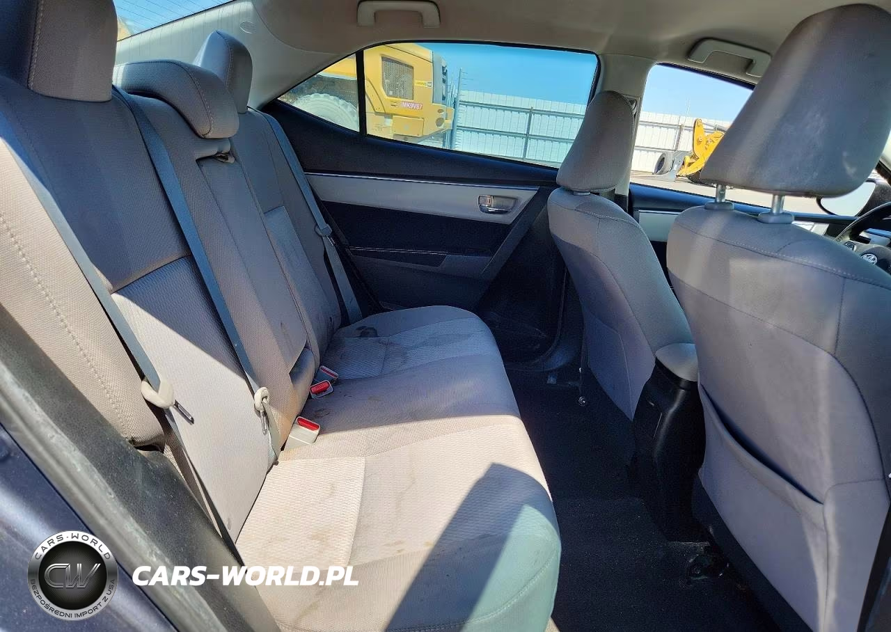2016 Toyota Corolla Le VIN:5YFBURHE4GP422287 - 10