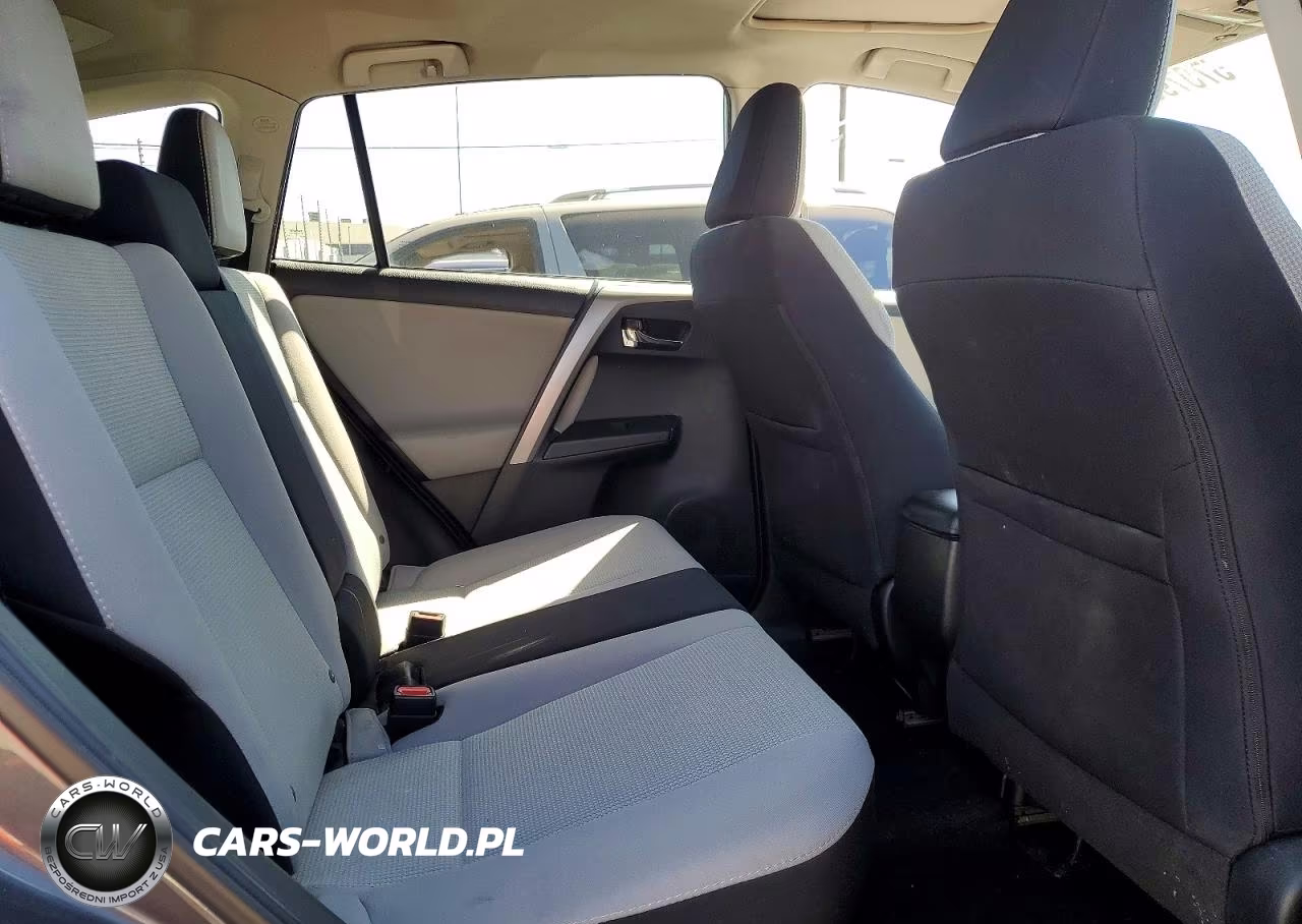2018 Toyota Rav4 Xle VIN:2T3WFREV5JW476811 - 11