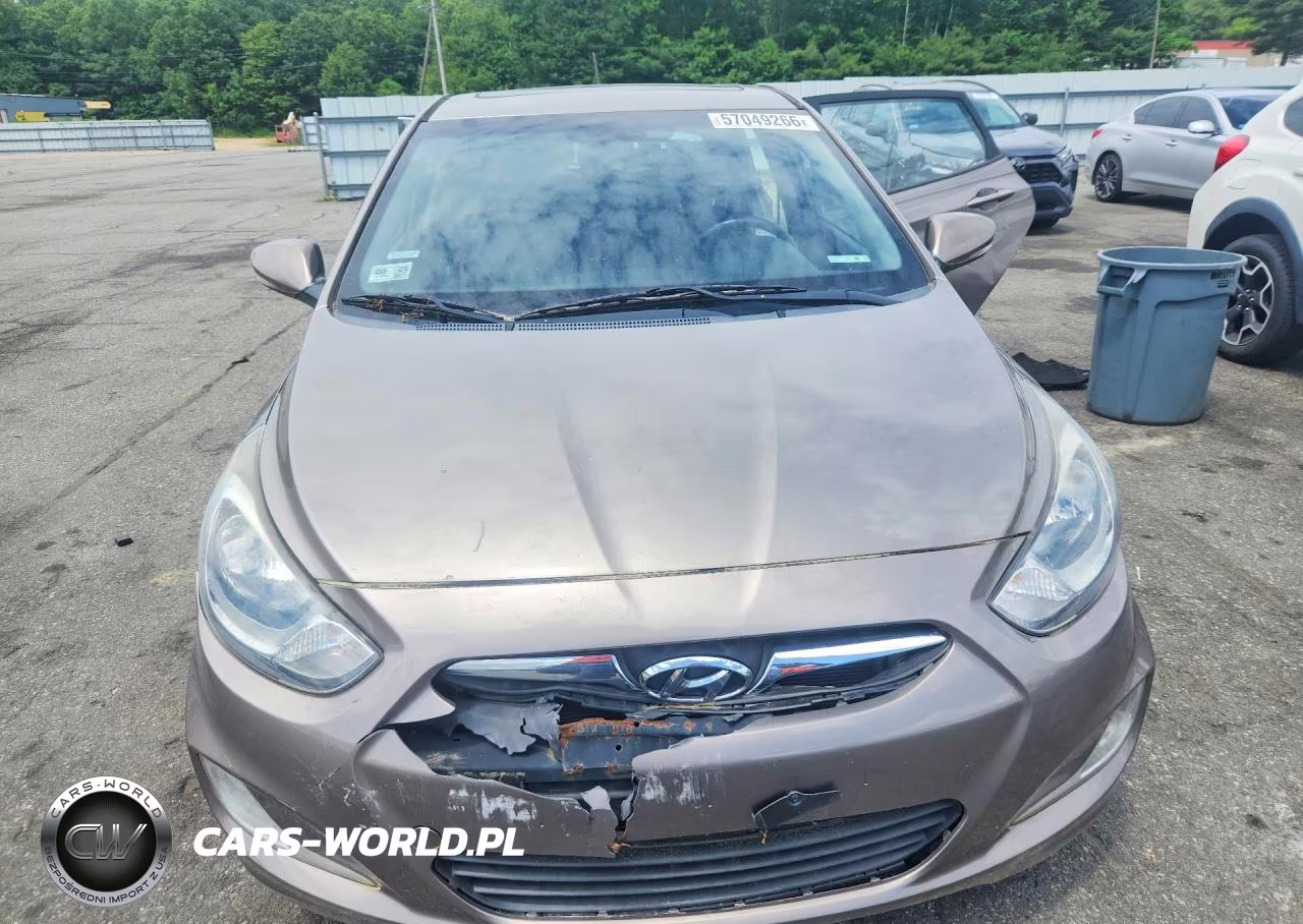2013 Hyundai Accent Se VIN:KMHCU5AE1DU104077 - 5