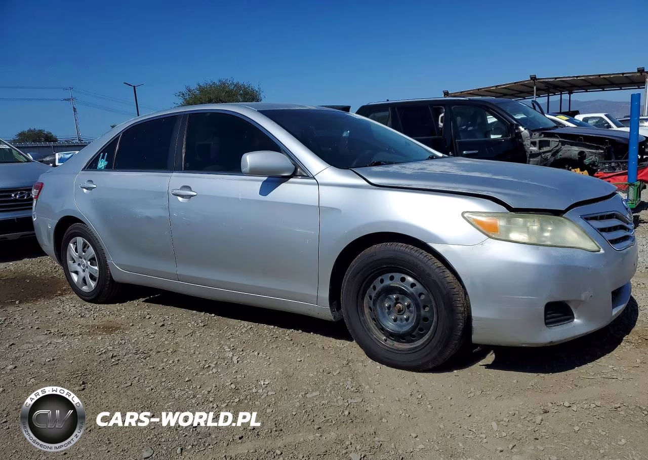 2011 Toyota Camry Le VIN:4T4BF3EK2BR172594 - 4