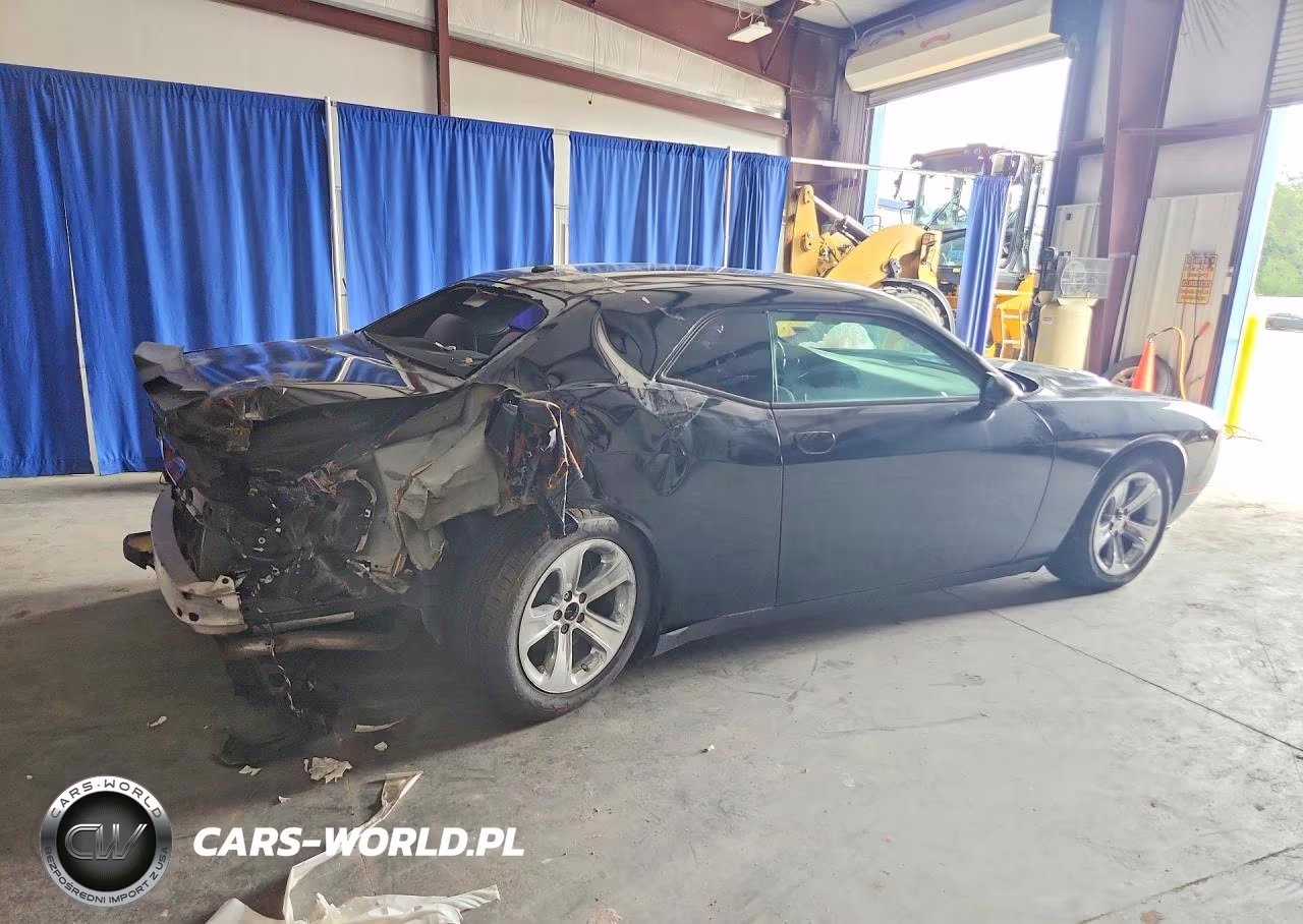 2017 Dodge Challenger Sxt VIN:2C3CDZAG2HH592210 - 3