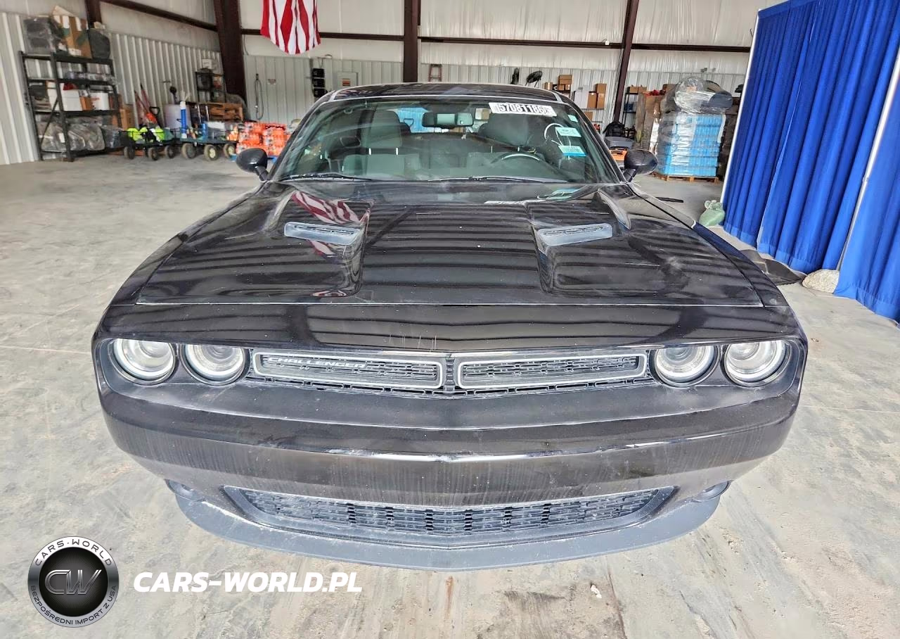 2017 Dodge Challenger Sxt VIN:2C3CDZAG2HH592210 - 5