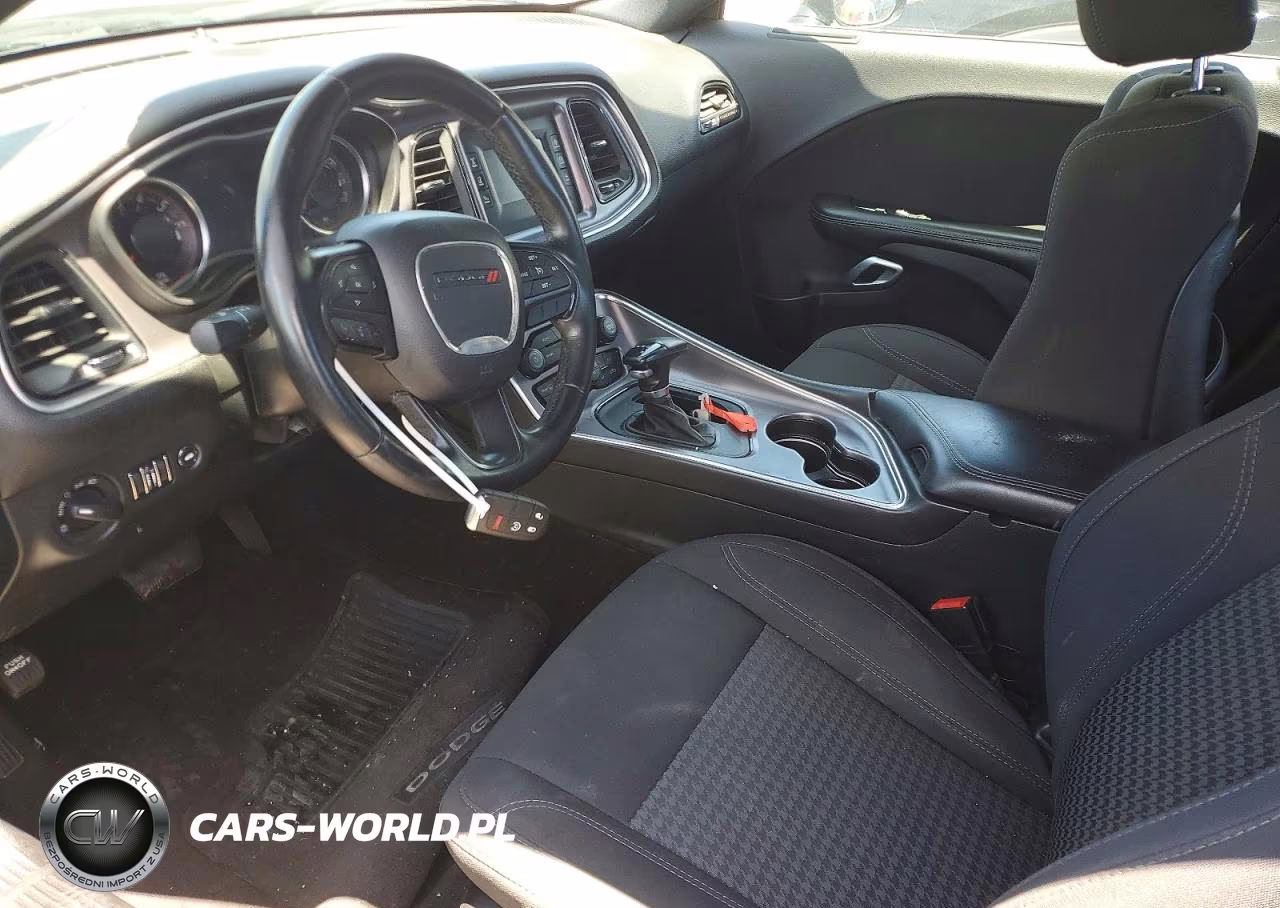2017 Dodge Challenger Sxt VIN:2C3CDZAG2HH592210 - 7