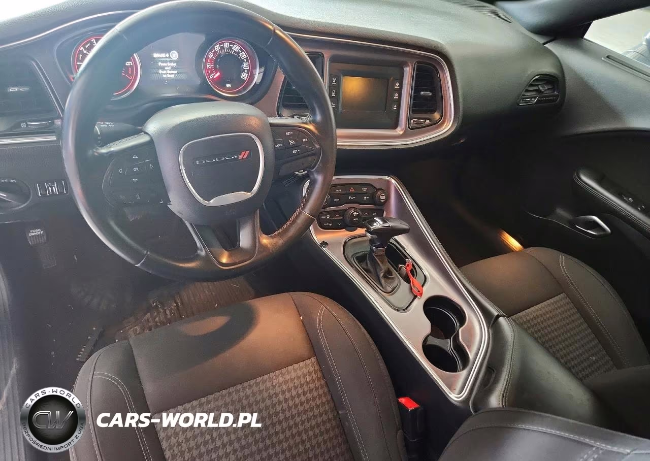 2017 Dodge Challenger Sxt VIN:2C3CDZAG2HH592210 - 8