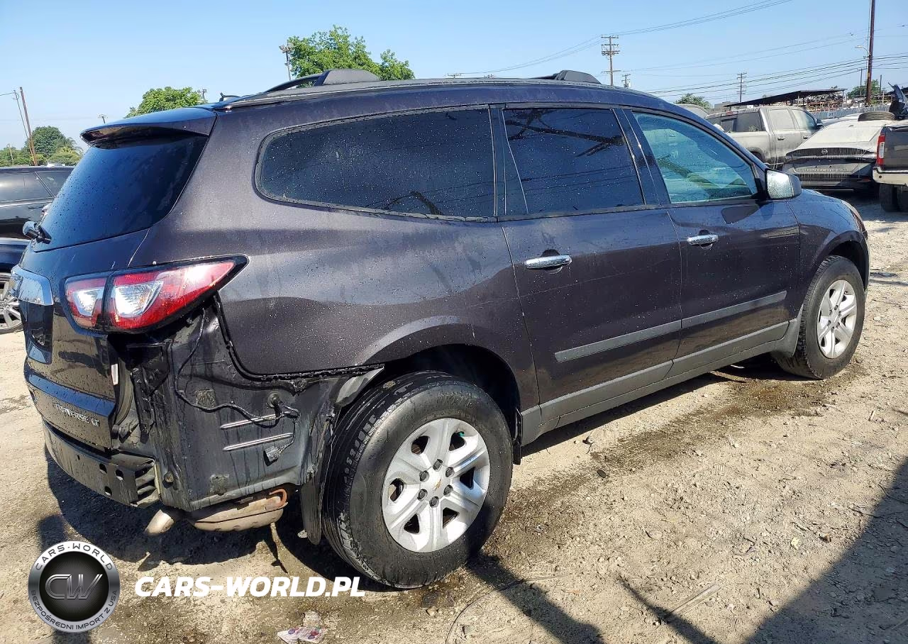 2015 Chevrolet Traverse Ls VIN:1GNKRFED8FJ133824 - 3