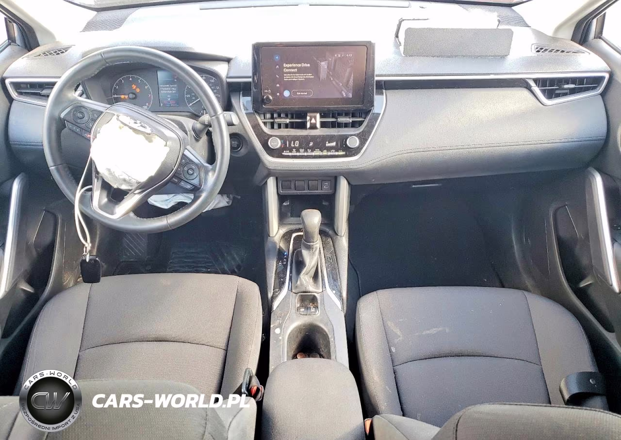 2024 Toyota Corolla Cross Le VIN:7MUCAAAG6RV078939 - 8