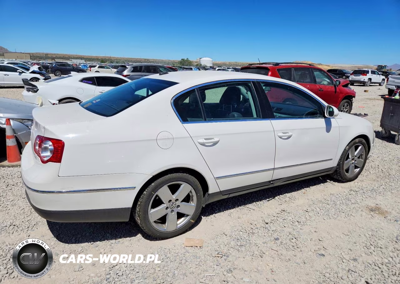 2009 Volkswagen Passat Turbo VIN:WVWJK73CX9E012315 - 3