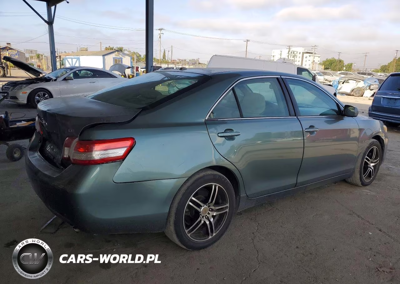 2011 Toyota Camry Le VIN:4T1BF3EK8BU617477 - 3