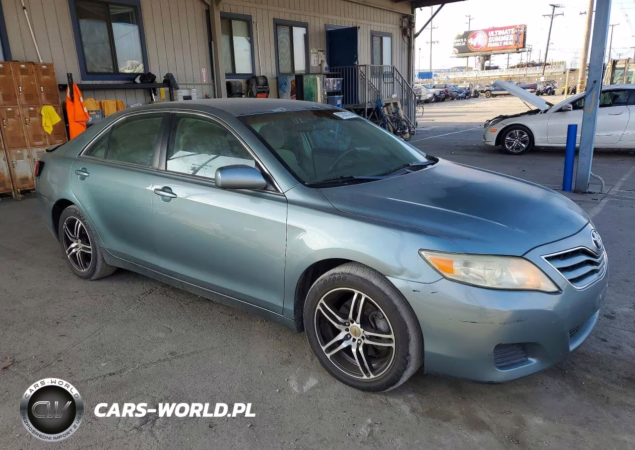 2011 Toyota Camry Le VIN:4T1BF3EK8BU617477 - 4