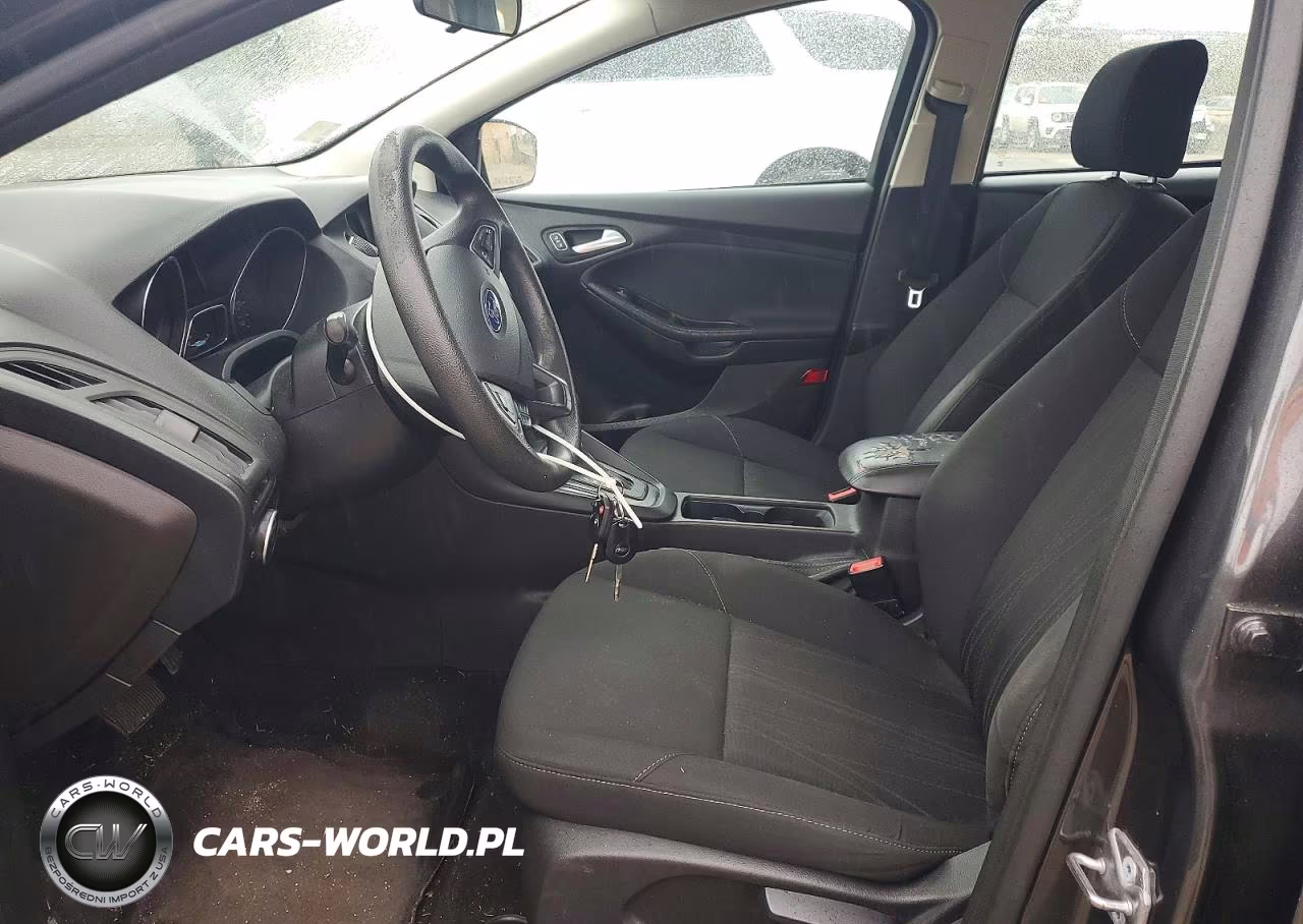 2016 Ford Focus Se VIN:1FADP3F23GL390193 - 7