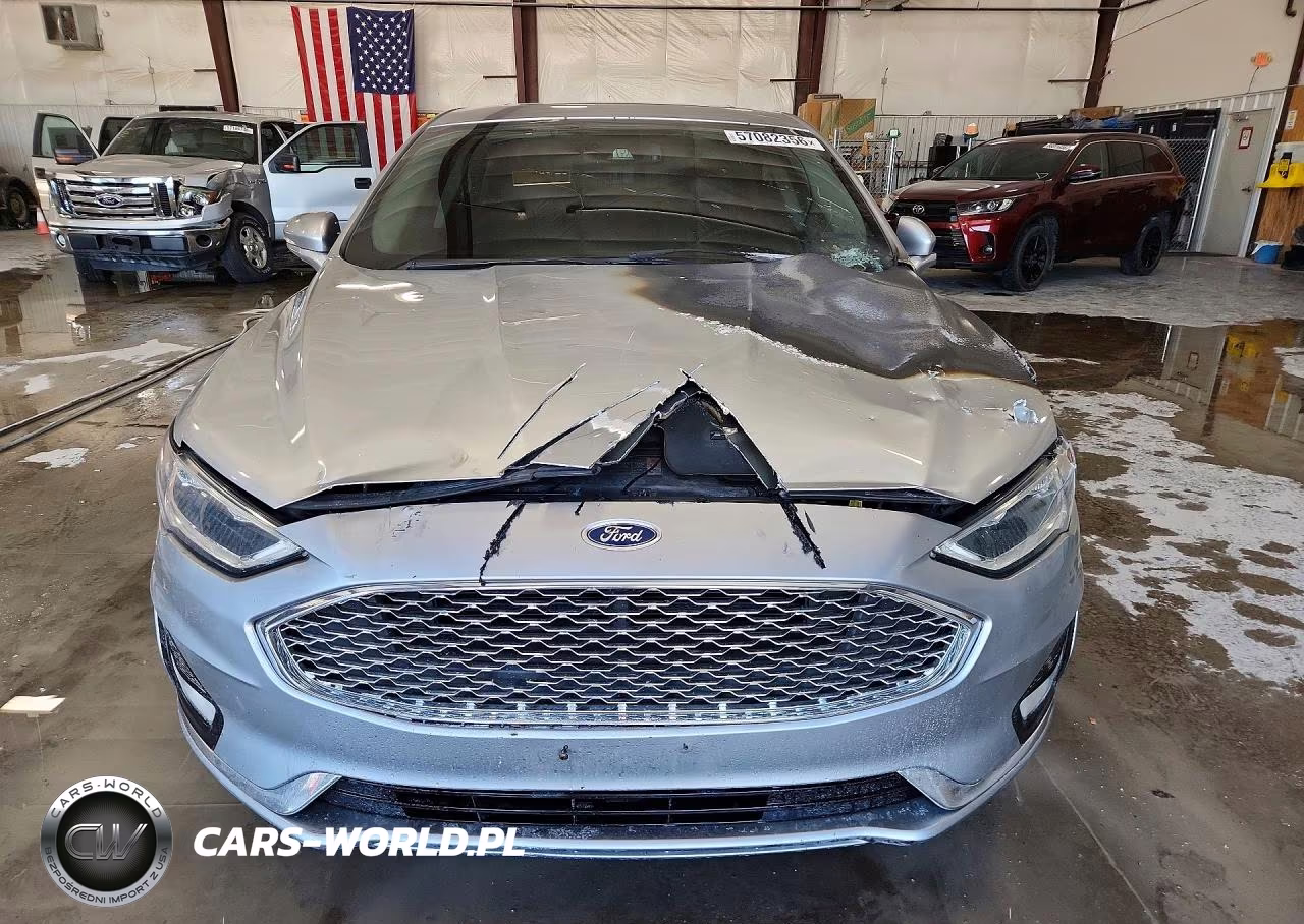 2020 Ford Fusion Titanium VIN:3FA6P0K93LR133136 - 5