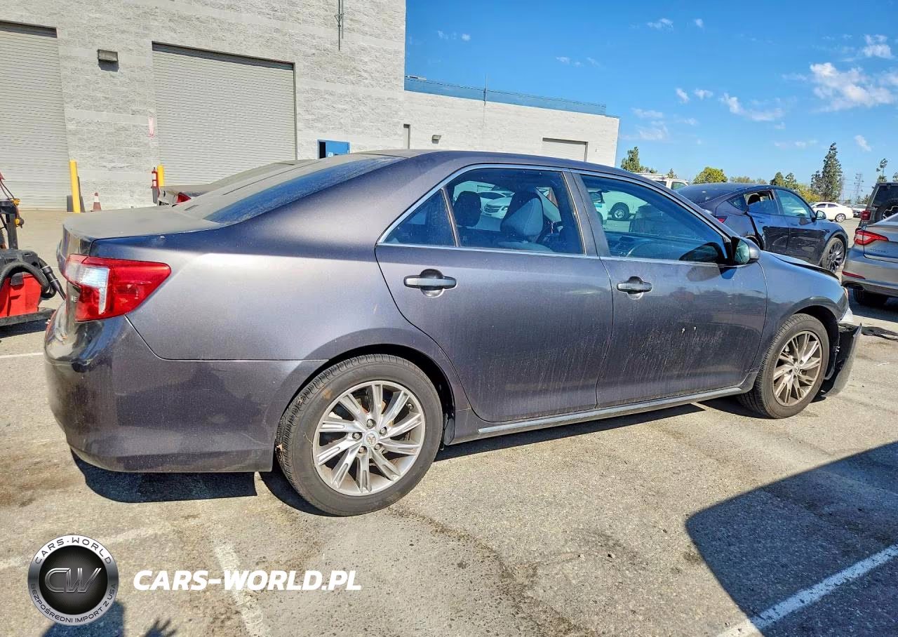 2013 Toyota Camry Le VIN:4T4BF1FK0DR303379 - 3