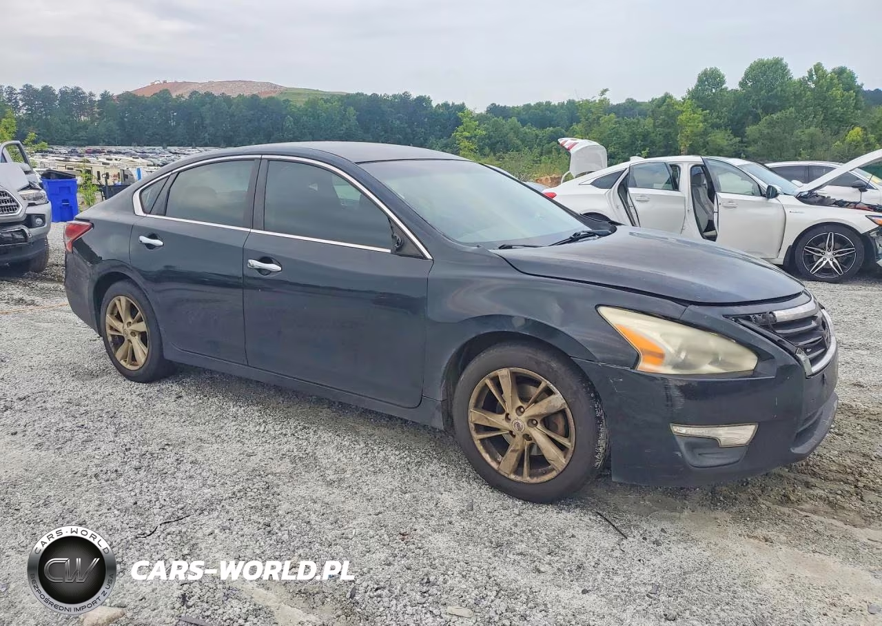 2013 Nissan Altima 2.5 VIN:1N4AL3AP7DN472171 - 4